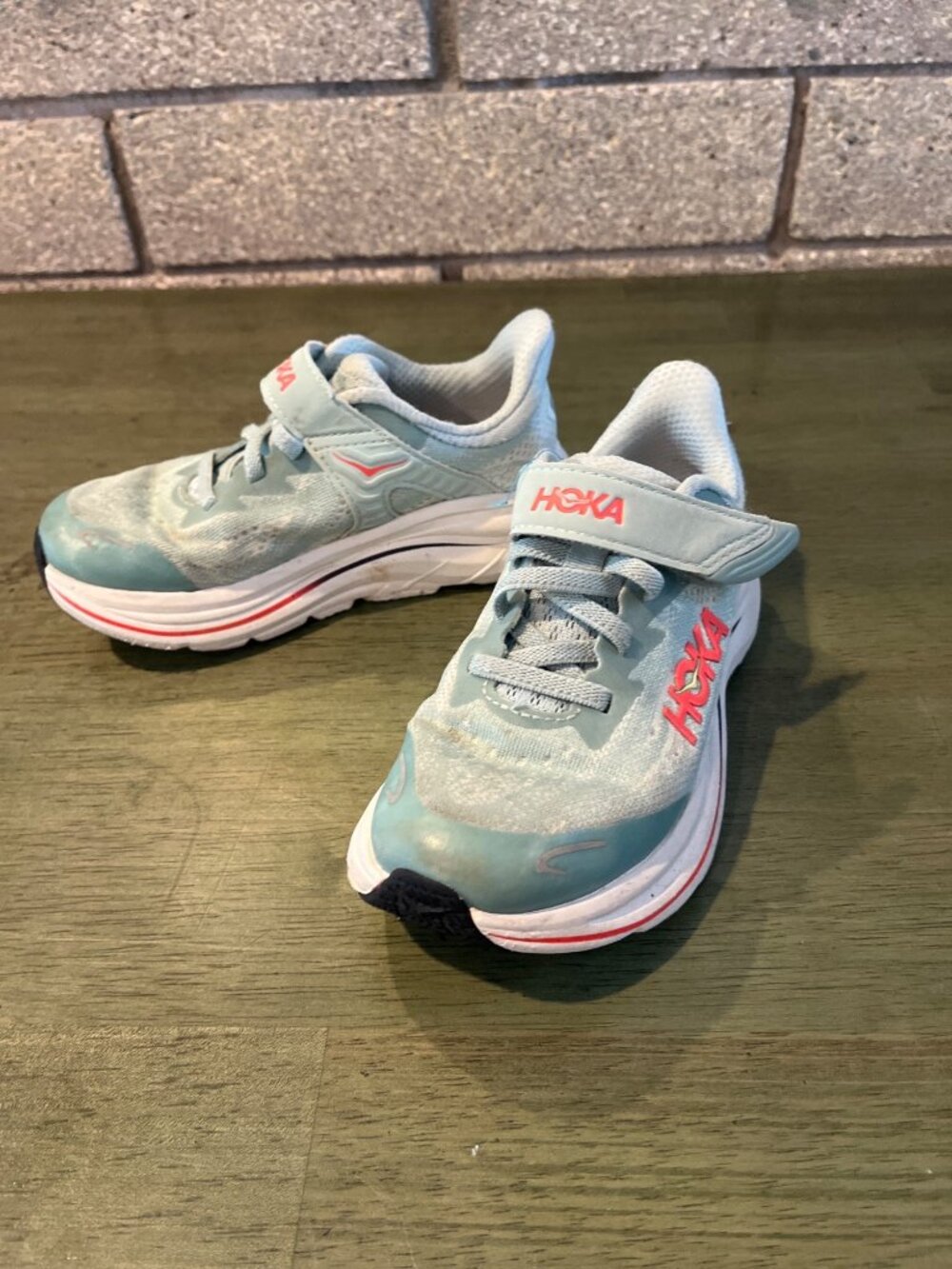 Hoka Clifton 12 MD Kids Light Blue Running Shoes With Velcro Strap Size 12 MD